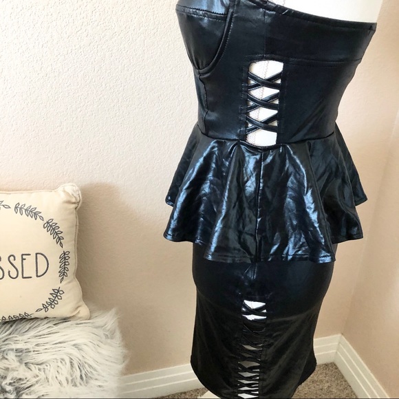 3/30 Little black dress leather peplum skirt cut - Picture 4 of 6